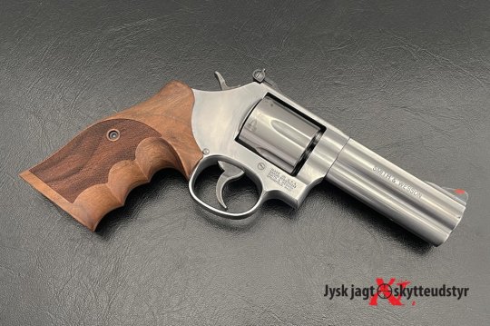 Smith & Wesson 686-6 - Cal. 38/357