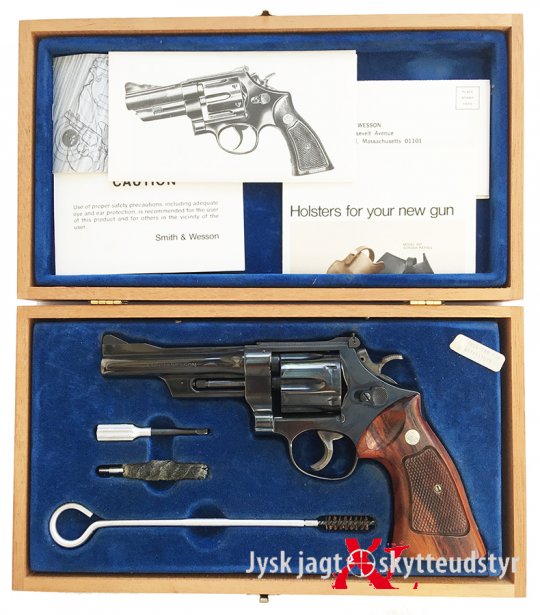 Smith & Wesson Model 27/2 i trækasse