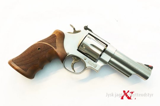 Smith & Wesson model 629/6 - 44 Special