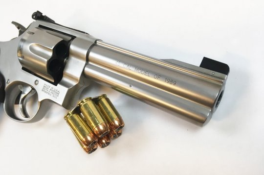 Smith & Wesson 625 - 45acp