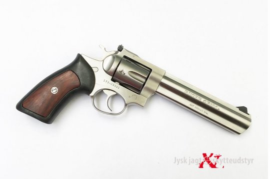 Ruger GP100 6