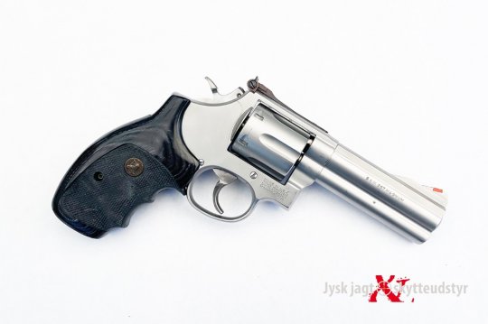 Smith & Wesson - Model 686/4 - Cal. 38spl/357Mag
