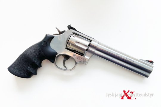 Smith & Wesson 686-5 6