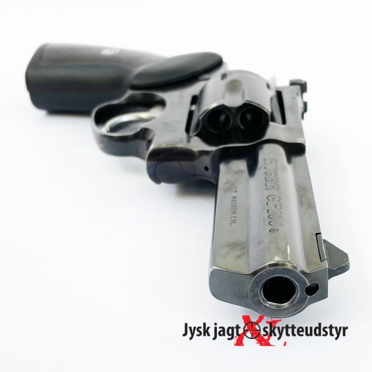 Ruger GP100 4