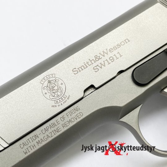 Smith & Wesson SW1911 - Cal 45Acp
