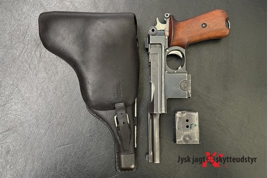 Dansk M1910/21 + Hylster - Hærens Rustkammer