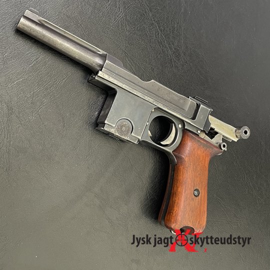 Dansk M1910/21 + Hylster - Hærens Rustkammer