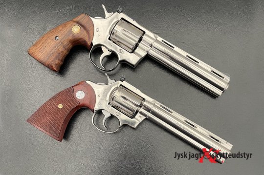 Colt Python 357 Mag +  Colt Diamondback 22 LR - Reserveret