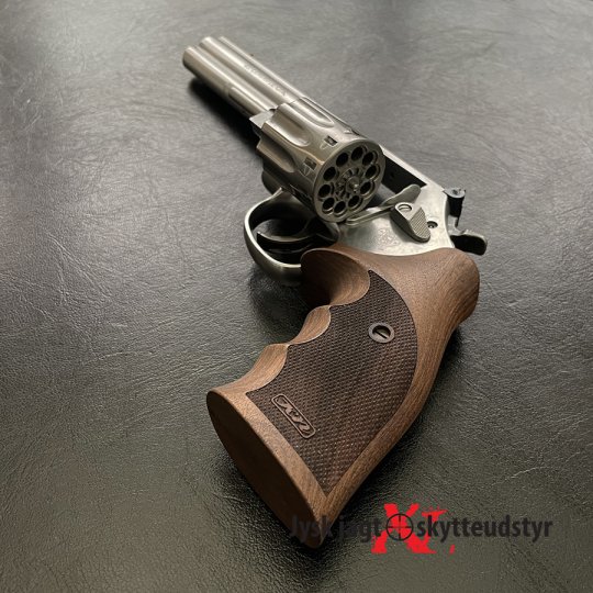 Smith & Wesson model 617/6 - Cal. 22 LR