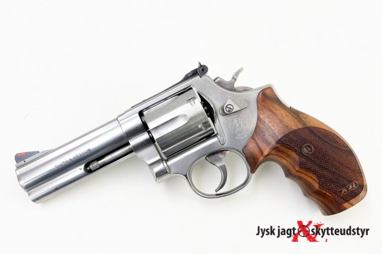 Smith & Wesson 686 (686-5) - Cal. 38Spl/357Mag