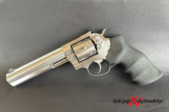 Ruger GP100 6