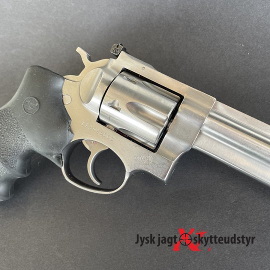 Ruger GP100 6