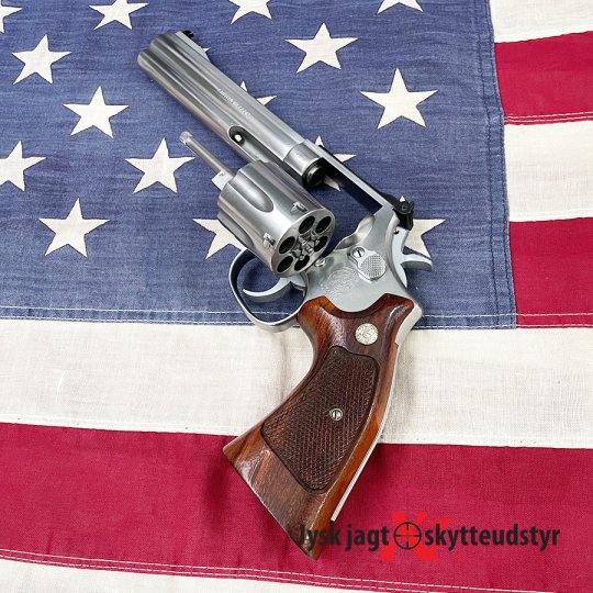 Smith & Wesson 686 - Cal. 38Special/357 Magnum