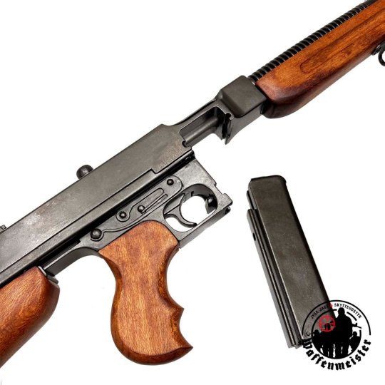 Thompson M1928 submachine gun - REPLIKA 