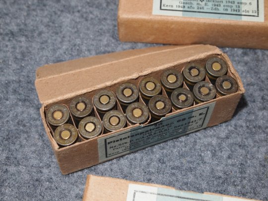 Tysk 9mm i originale æsker