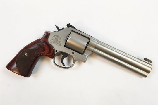Smith & Wesson 686-6 International - Cal. 38Spl/357Magnum